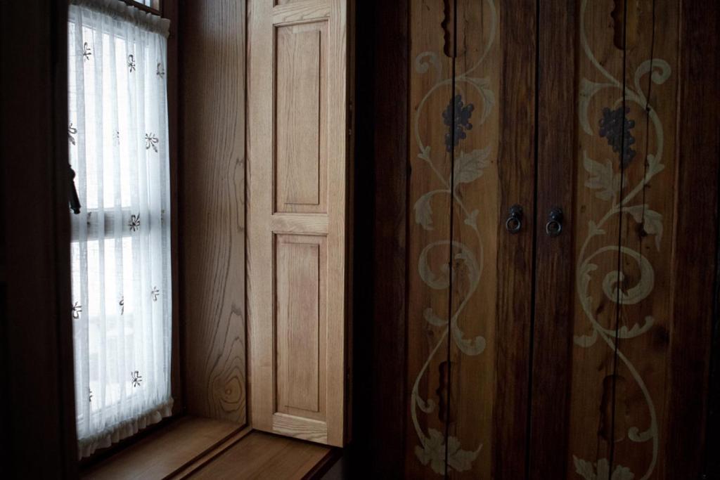 Halasi Pince Panzió Villány Esterno foto